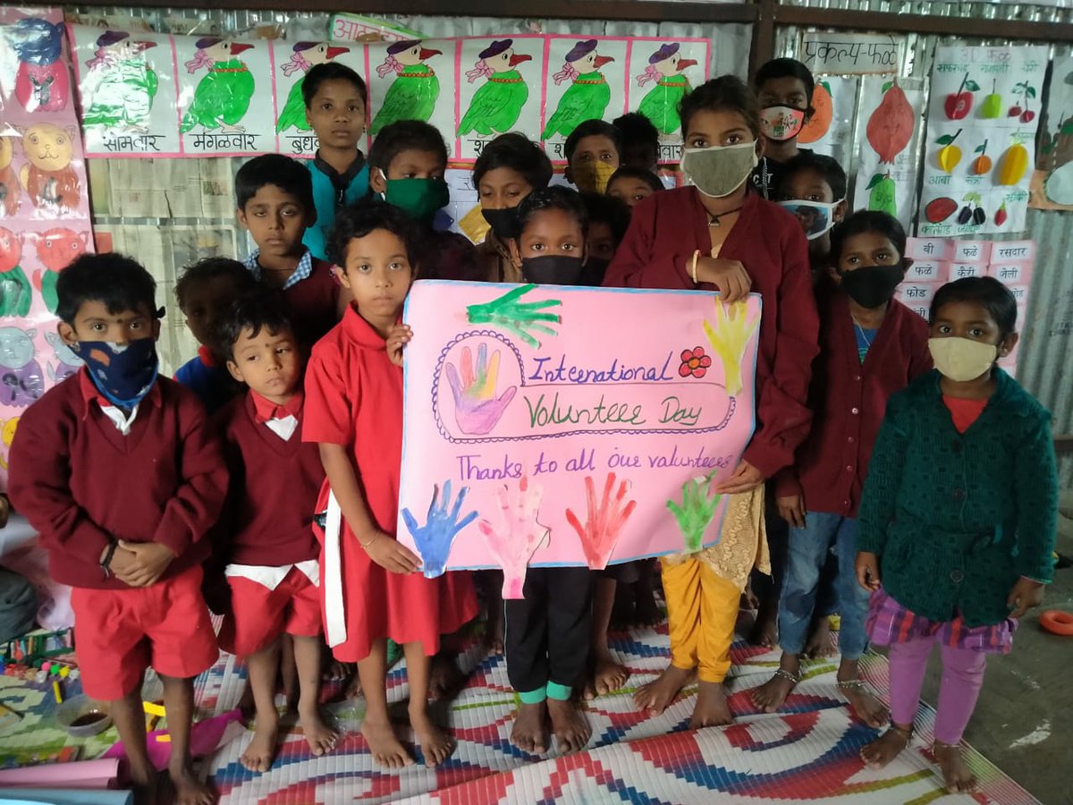 PuneDSS's tweet photo. Volunteers, the first to help in difficult times, their service to society is invaluable. Happy International Volunteer Day!

#ivd #volunteerday #internationalvolunteerday #volunteers, #socialservice #socialwork https://t.co/FDjkHNw9G1
