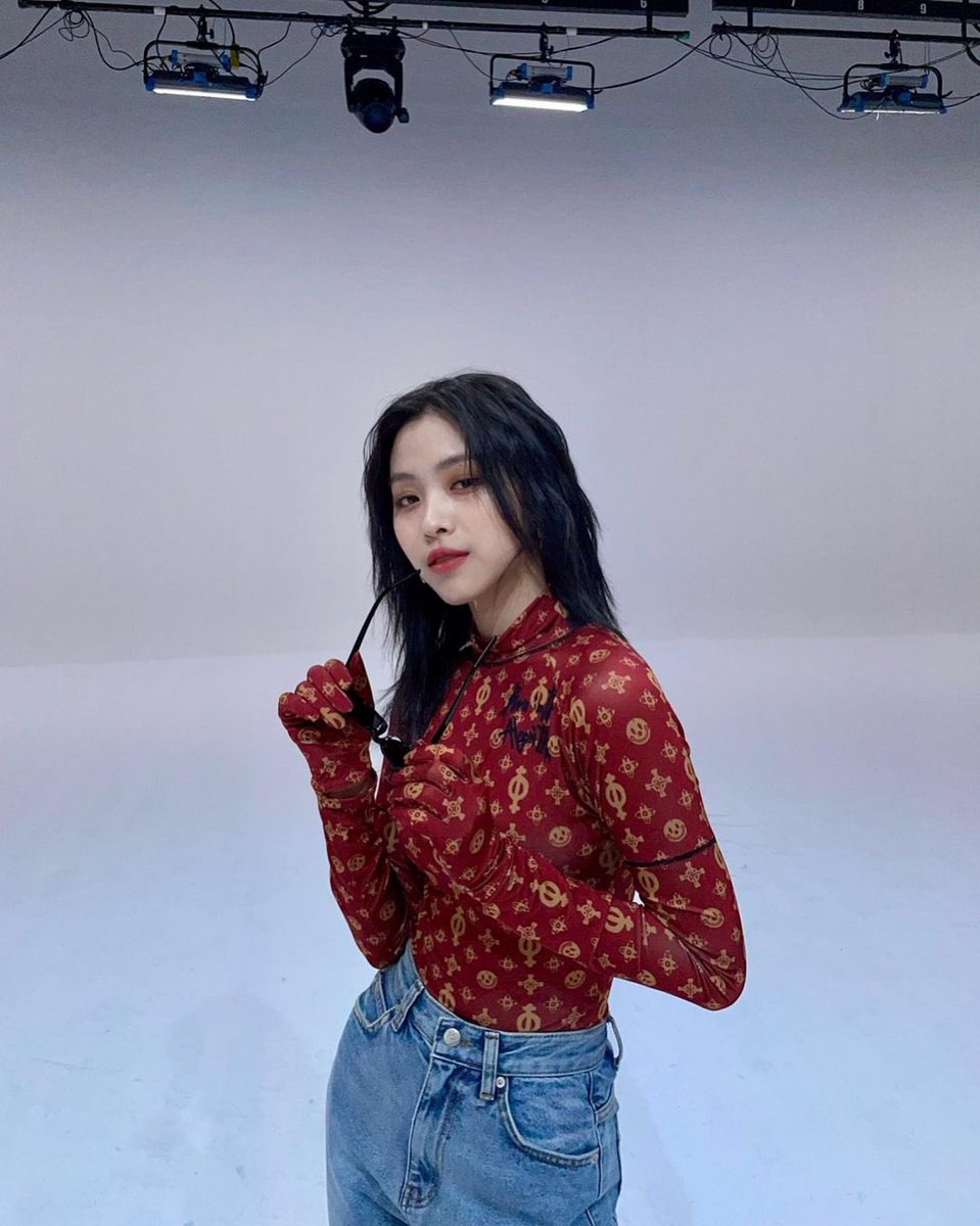 theryujinpics's tweet photo. instagram update https://t.co/ET1KL1Exij