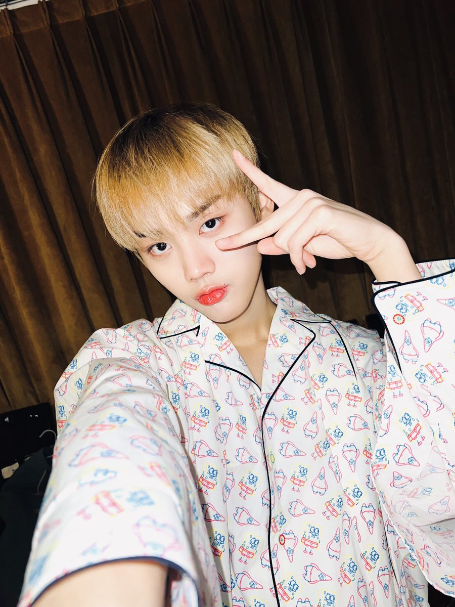 CiipherFRANCE's tweet photo. ✨-• Photos
Traduction et photos du tweet de nos garçons en cadeau pour la fin de « BLIND ».🥺
©️: @RAIN_Ciipher
#Ciipher #Blind #CPR #Ciipher_BLIND #Ciipher_Comeback #Clue_SO_BEAUTIFUL #Ciipher_BLIND_Open
#싸이퍼에_콩깍지_껴버렸네 https://t.co/WIwXpKoOLD