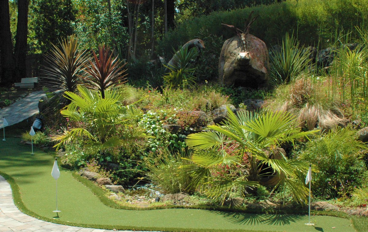 ArborTech1's tweet image. ArborTech Tree Care is here to help you with all of your tree care, landscaping, and construction needs! arbortech1.com/landscape-cons… #TreePestControl #PestControlHayward #LandscapeConstructionRedwoodCity
