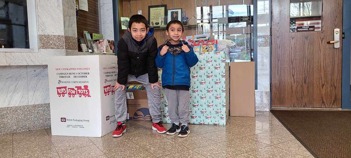 Love that my boys want to participate. Doing our part to help bring magic to children everywhere. Thank you @clarkstownpd @ToysForTots_USA