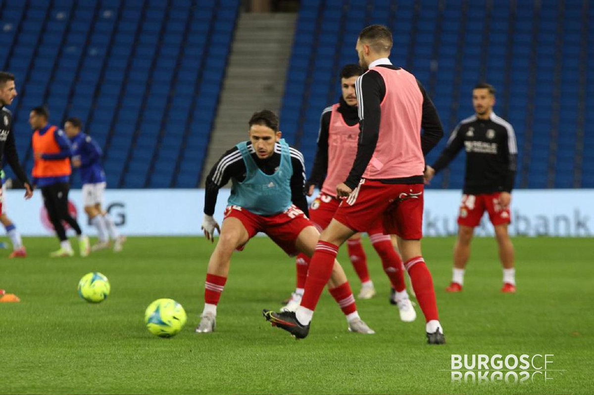 🔥 ¡Calentando en el Reale Arena! 🔥

#RealSociedadBBurgos
#LaLigaSmartBank
#EstamosDeVuelta 🤍