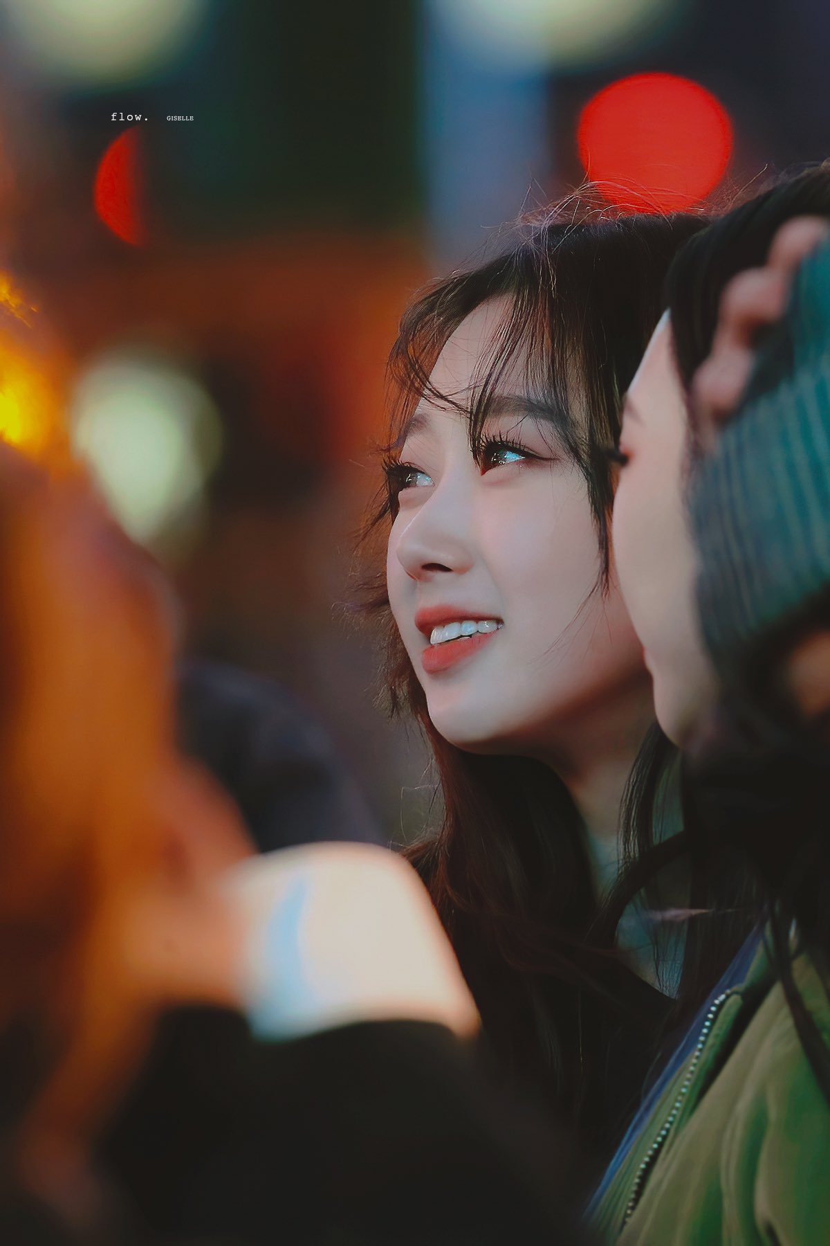 FF20aOfakAI8FiT?format=jpg&name=large