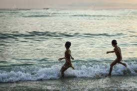 the_tarka's tweet photo. What I would give to be a child again! Life was so carefree and fun at those times. https://t.co/YuqfpNj6Xg