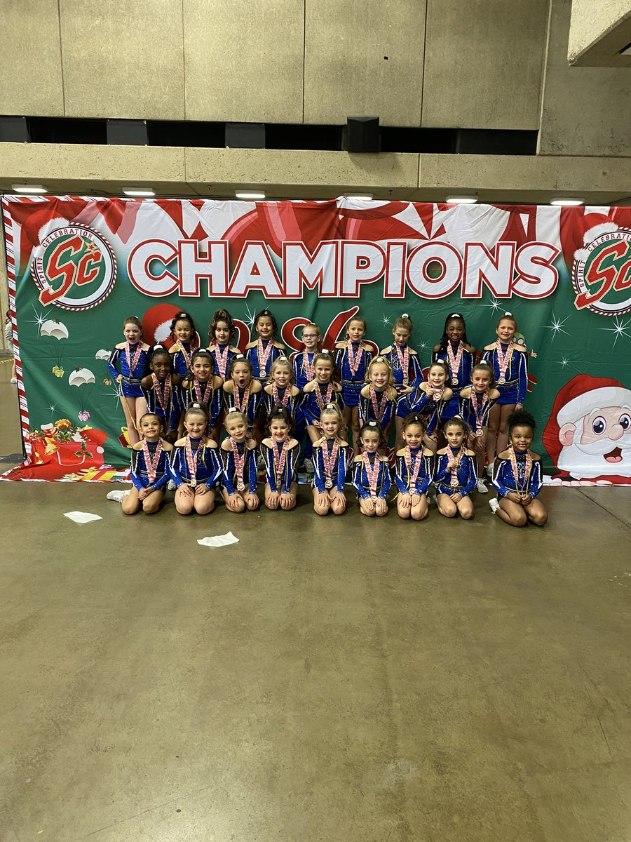 MrWrightNow_1's tweet photo. Congratulations #BobSquad we are @LetsGoCelebrate National Champions 😻 @BobcatsCa #Mini1 https://t.co/lrpikbIKyN