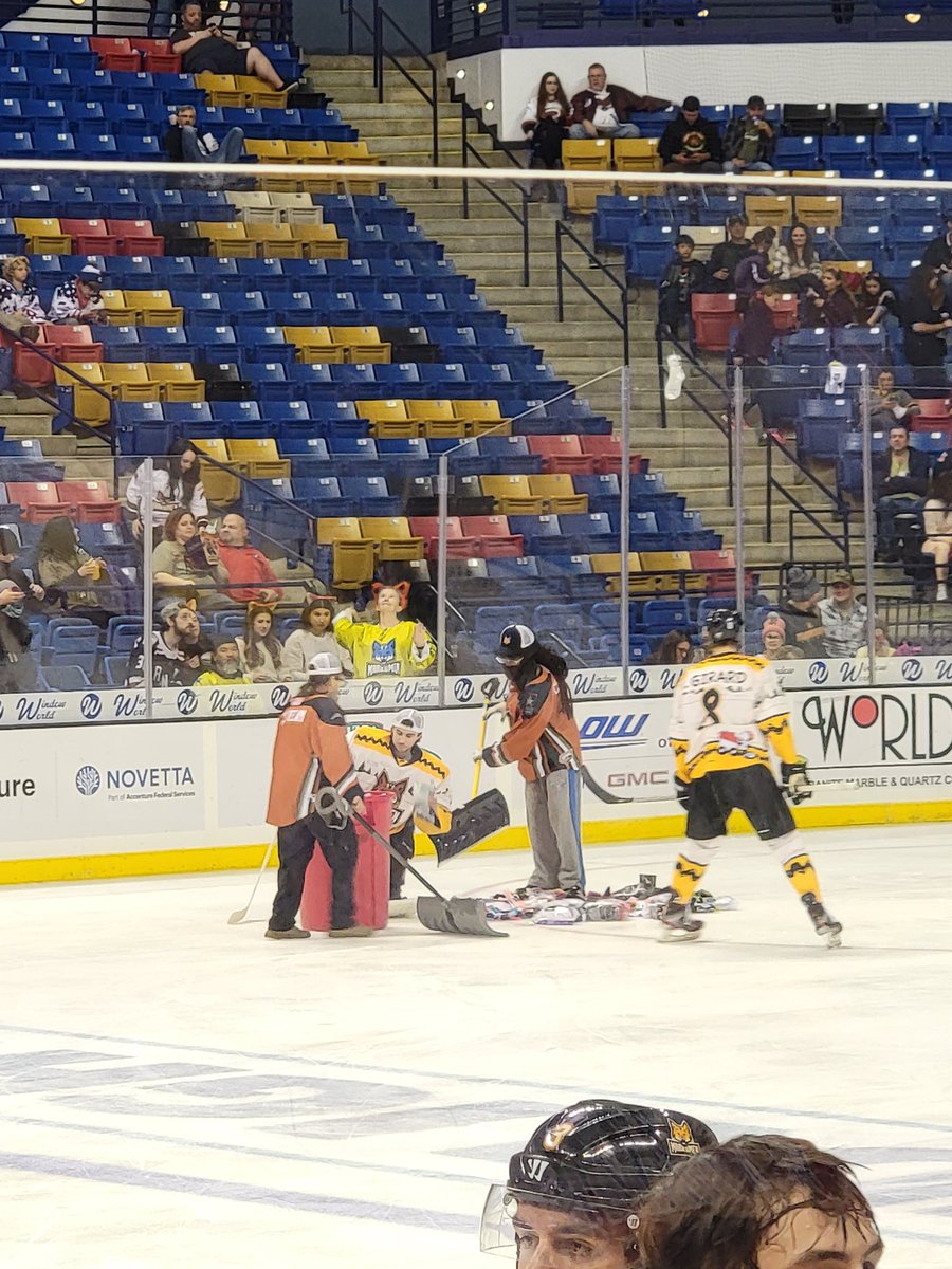 Last night's game was a nail biter! @Marksmen_Hockey won in OT!  Moore bloodied the ice within the first 5 minutes and hundreds of pairs of socks and underwear were donated to charity.  Can't wait for today's game.  #Fearthefox #marksmenhockey 