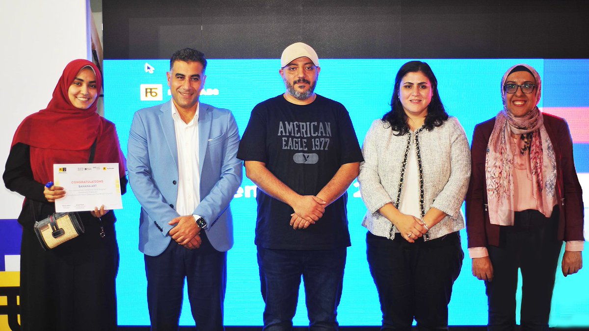 startegyptcom's tweet photo. 🏆تعرفوا على الشركات الفائزة في مسابقة يوم عروض برنامج الاقتصاديات الإبداعية والشاملة🎨
المركز الأول: شركة "Adaptive Appeal" فازت بجائزة 100 ألف جنيه مصري
المركز الثاني: شركة "Banana Art" فازت بجائزة 75 ألف جنيه مصري
المركز الثالث: شركة "Mavericks"فازت بجائزة 50 ألف جنيه مصري https://t.co/2QT1SILkXv