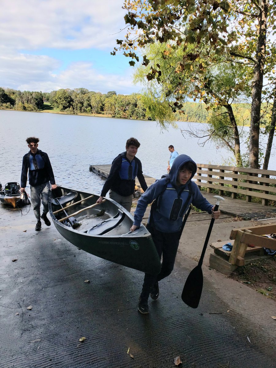 1BALL1WORLD's tweet photo. WAKE HOOPS #MOREthanBASKETBALL  Memories from the CROCKET PARK ADVENTURE RACE ..... #1BOAT1TEAM https://t.co/5AF1vvmu4U