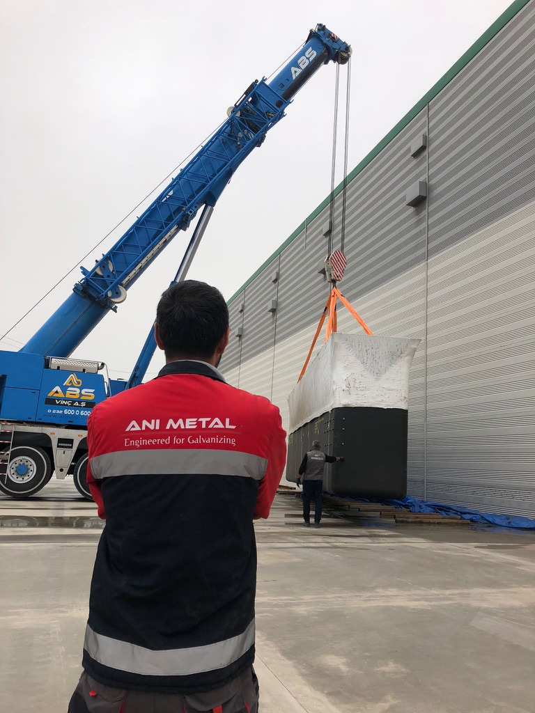 ANIMETAL5's tweet photo. "Azra Galvaniz, İzmir Turkey"👍… "13,0 x 1,6 x 3,6m"👍… Galvanizing Kettle Placement has been finalized👏…Furnace start up is coming soon✌️…
#ANImetal #WPilling #Galvanizingkettle #hotdipgalvanizing https://t.co/QSiNi2uaeL
