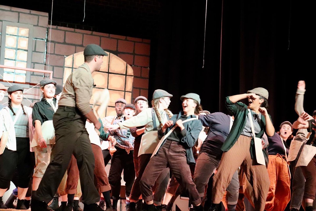 COHS_Theater's tweet photo. This is it! Please join us today at 2pm for our final performance of Disney’s Newsies! Celebrate with us our incredible cast and crew. Congrats to our Seniors! Tix are available online and at the door. Let’s pack the house! https://t.co/Dk0eACaOgY