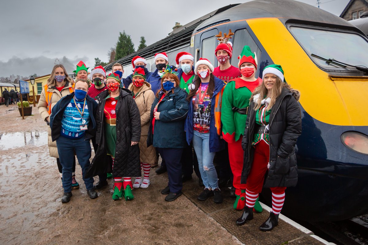 ScotRail's tweet photo. 📷 Here's just a few of the team involved in making our #ScotRailSantaExpress such a great success. https://t.co/k6vlej1032