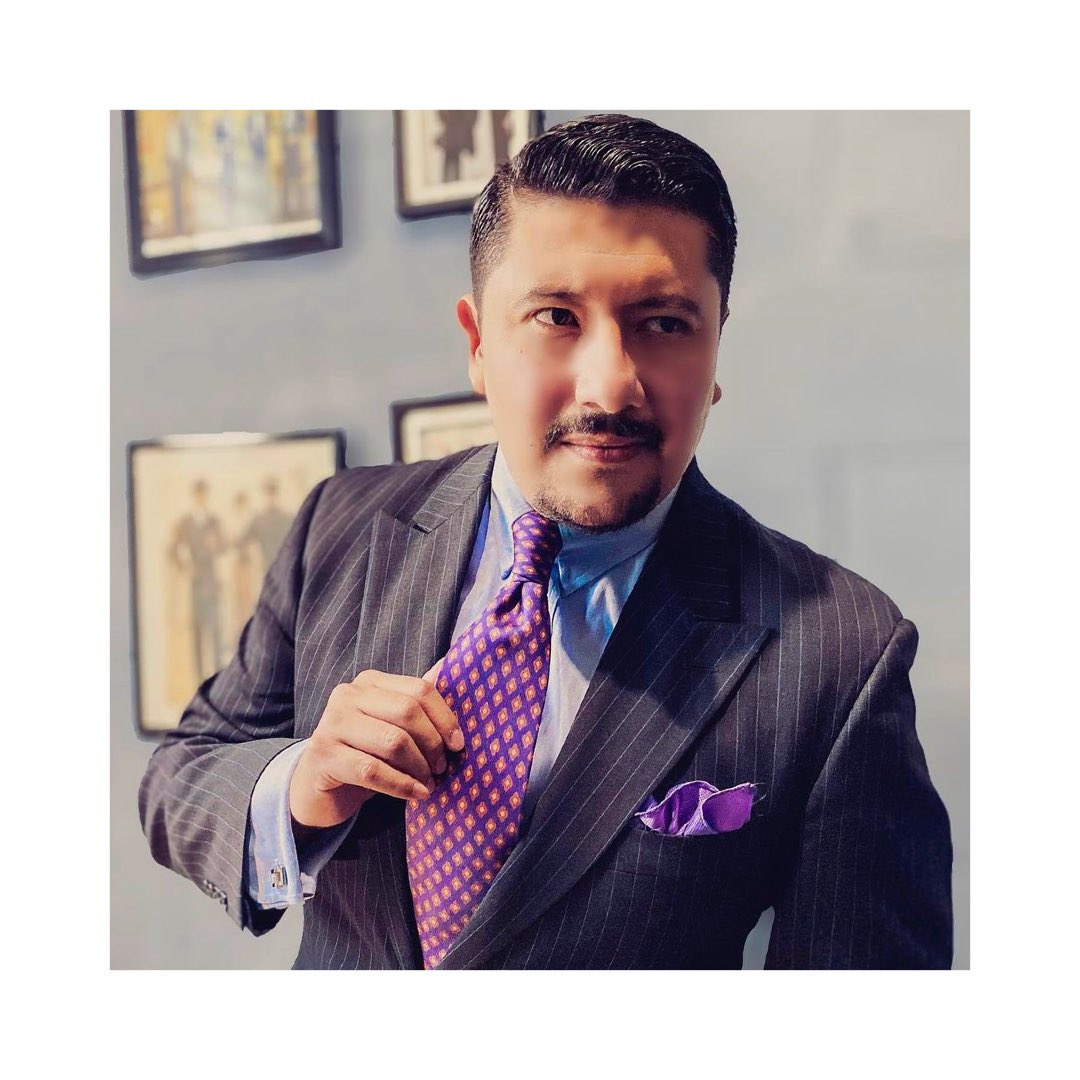 PorterPepperell's tweet photo. Repost from manue.l_f
•
Sunday with seven fold tie @porterpepperell And that it’s .. #gentlemans #suit #sprezzatura #suitedman #suitedmen #suitlovers #suiting #corbatasdeseda #trajeado #manwithstyle #suitandtieguy #menformal #dandy #britishstyle #pittiuomo #tabcollar https://t.co/rg8R6FAvom