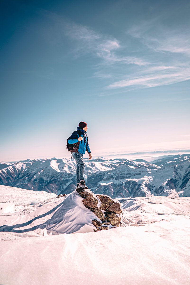 _amazing_planet's tweet photo. Traveling allows you to become so many different versions of yourself

#travel #travelphotography #traveling #travelling #snow #Explore https://t.co/b4pS61JVS2