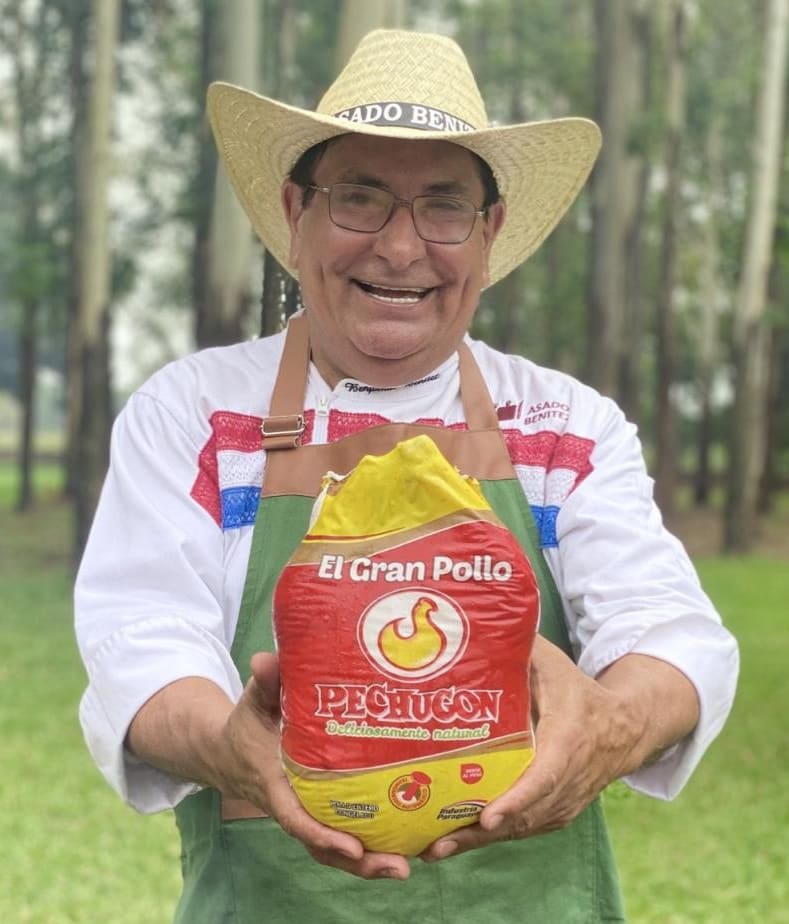 PechugonPy's tweet photo. 🍴@asadobenitezpy ya está aquí para deleitar tu #Domingo

#Asado #Parrilla #Pollo
#Pechugon #PechugonPy 
#ElGranPollo #FinDeAño2021 https://t.co/IQQ5BcHcRw