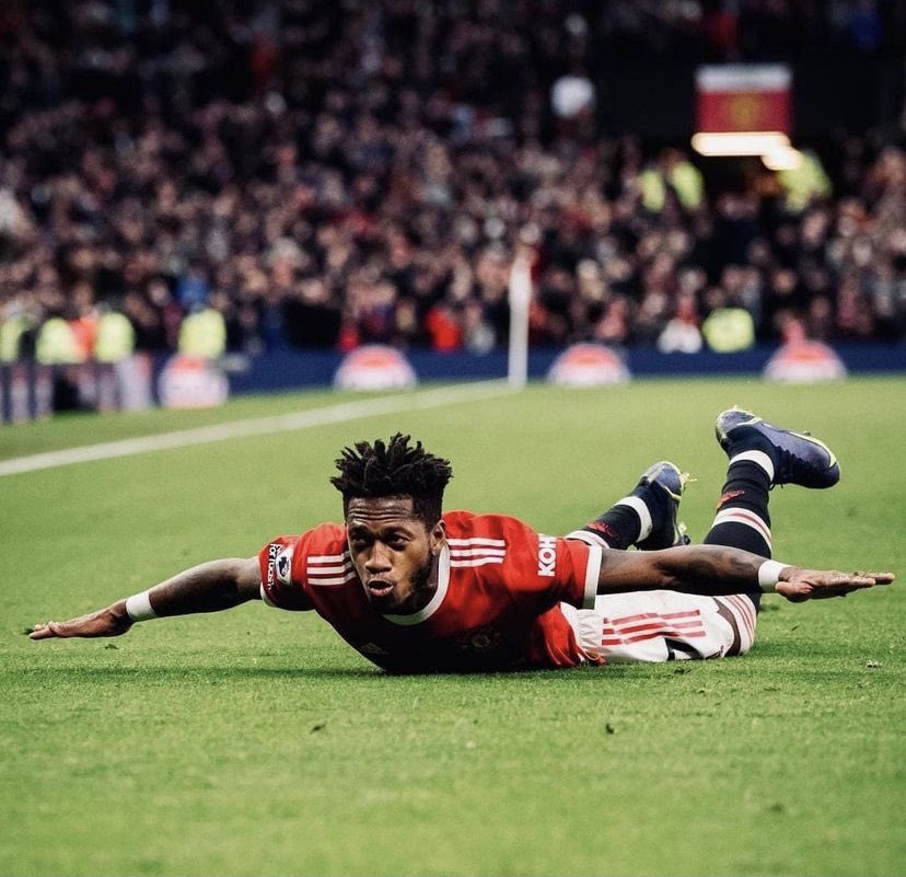 muscrdncr's tweet photo. Do you think @Fred08oficial is improving game by game after being given an advanced role against Arsenal and Crystal Palace? 🔥🔥 #reddevilsncr #Mufc #MUNvsCRY https://t.co/GOdrTgkWj4