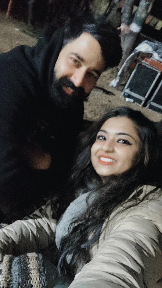 Blown by his performance, poetry and singing. The package ❤️@Rahgirlive <a href="/Musicathonbir/">Musicathonofficial</a> <a href="/musicathon/">Music-a-Thon</a> #MUSICFAIR #MusicVideo #singers