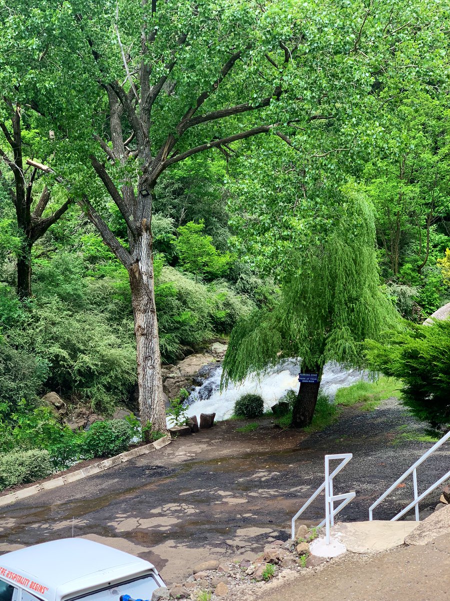 MolimoNthuse's tweet photo. Our special Waterfall and water stream is full today. Take a drive, come see the scenery and enjoy lunch in our restaurant. https://t.co/rakBWowUaA