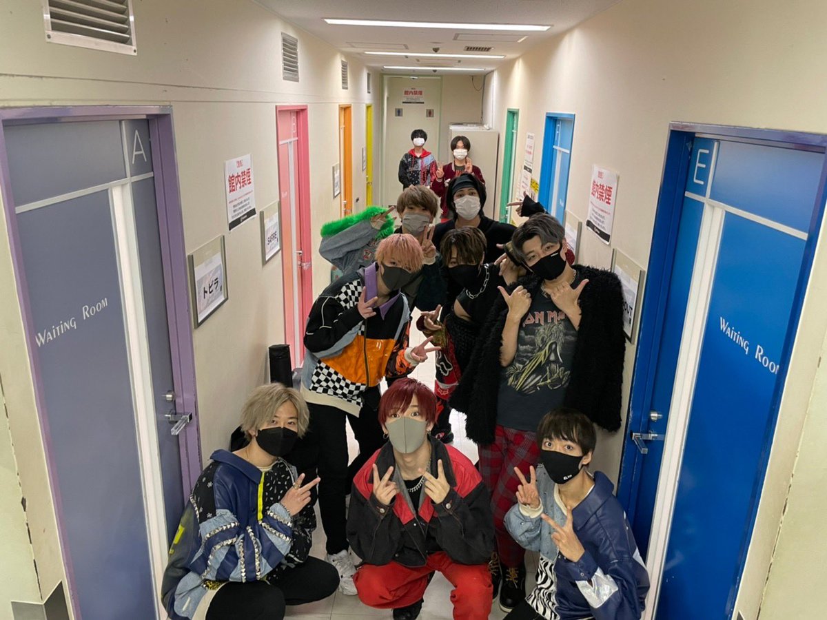 ELVA_STAFF's tweet image. 2021.12.3

『#UTAGE☆2021 December』
@ 新宿keystudio 

#PRIZE_OUT × #ELVA

今回初共演のPRIZE-OUTさんと!!
お写真ありがとうございました📸
今後とも宜しくお願い致します‼️

@prize_out @PO_KATSUHIRO 
@PO_JUKICHI @PO_CHIKARA 
@PO_MASAMICHI @PO_TAKAYA 

#プライズ #えるば