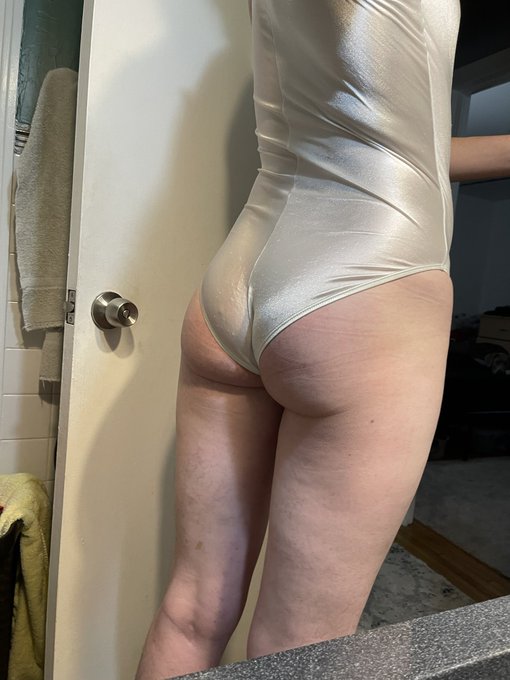Good morning! Anyone want to come spend my spread my butt and have their way with me? 😊 #femboybooty<a href="/tag/panties"class="tags"><span>#panties</span></a><a href="/tag/cock"class="tags"><span>#cock</span></a><a href="/tag/penis"class="tags"><span>#penis</span></a><a href="/tag/anal"class="tags"><span>#anal</span></a><a href="/tag/crossdresser"class="tags"><span>#crossdresser</span></a><a href="/tag/precum"class="tags"><span>#precum</span></a>
