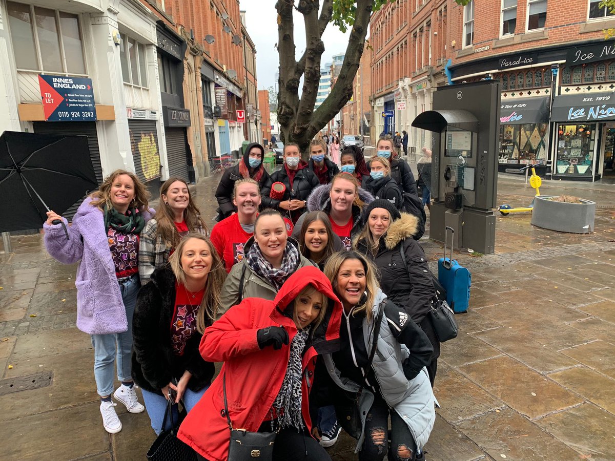 elskennedy's tweet photo. @RomulusNetball with @EnglandNetball U21 https://t.co/zOK8RjcLJM