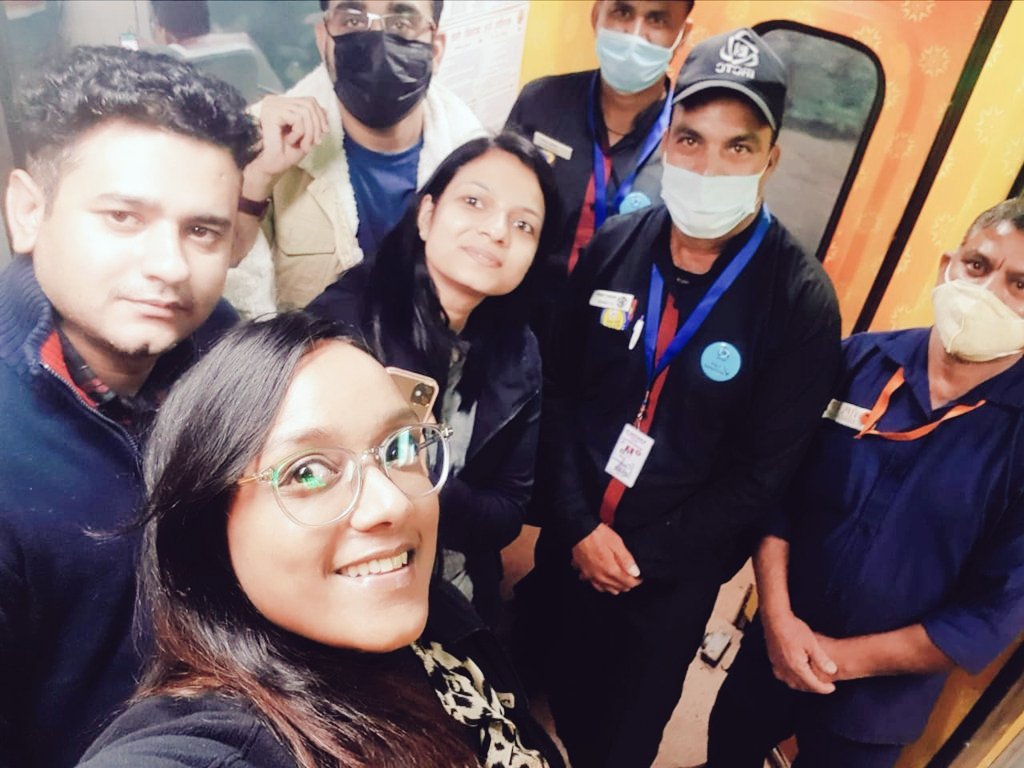 avnicious's tweet photo. Very impressed with the polite, talented and humble service staff! Thanks for a memorable return travel journey on KGM/ NDLS Shatabdi, exec class @IRCTCofficial @RailMinIndia #IndianRailways #travel Special mentions to Bharat Singh, Akash Kumar - well done! https://t.co/vHipQrCzPV