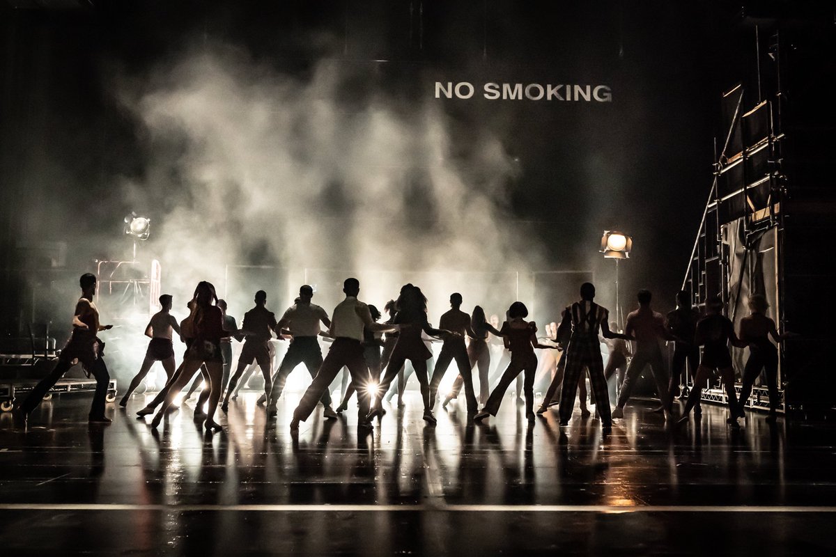 EM_Theatre's tweet photo. Oooh roll on Tuesday 7th
 @CurveLeicester #AChorusLine @NikolaiFoster @BethHintonLever
@CarlyMDyer
This is one singular press night that can't come quick enough! "Again, a 5 6 7 8!"
@LisaChamberla1n https://t.co/v1ztrtFF3b