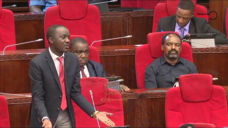 SentineGlobal's tweet photo. Mbunge wa Geita (CCM), Joseph Kasheku Msukuma leo Jumapili jijini Dodoma, anatunukiwa Udaktari wa Heshima katika siasa na uongozi kutoka Chuo cha Academy of Universal Global Peace cha Marekani. Amesema “hiki ni chuo cha kimataifa na sasa naitwa Dk. Msukuma.” https://t.co/fmHkwkc5Fz