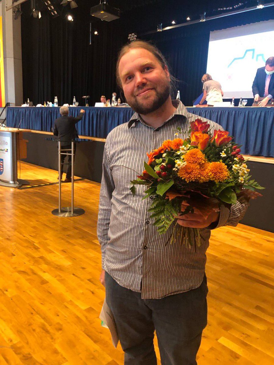 KlimalisteMR's tweet photo. …(2) Unsere ehrenamtliche Stadträtin Lea #Doobe & Oliver #Kienberg als ehrenamtlicher Kreisbeigeordneter sind Teil des Magistrats bzw. Kreisausschusses. Nicht zu vergessen unsere engagierte Oberbürgermeister -Kandidatin💚 Mariele #Diehl, die ~1000 Wähler*innen-Stimmen erhielt(3) https://t.co/8EluVE4Ia6