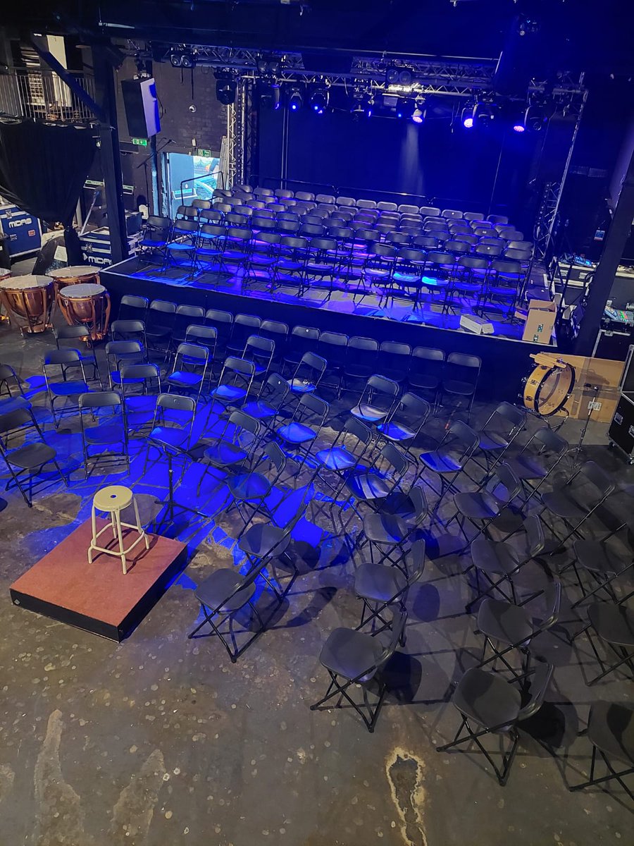 ThePeoplesOrch's tweet photo. We are live from The Mill, Digbeth 🎥as we prepare to host our annual Christmas Concert – The People’s Orchestra Presents #SomethingMagical 🌟
Start time is 2PM, so please aim to get here ahead of time and consider any delays.
Get ready for some festive fun!🎄 https://t.co/RmdaR2P4iA