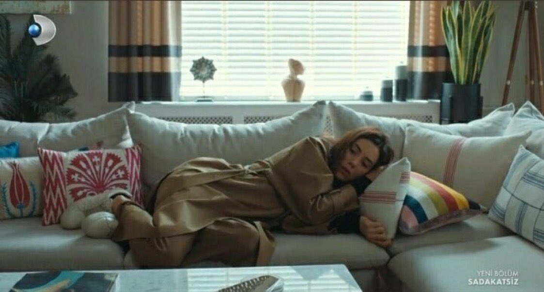 Yok kanka ya gelemem işlerim var.

İşlerim: