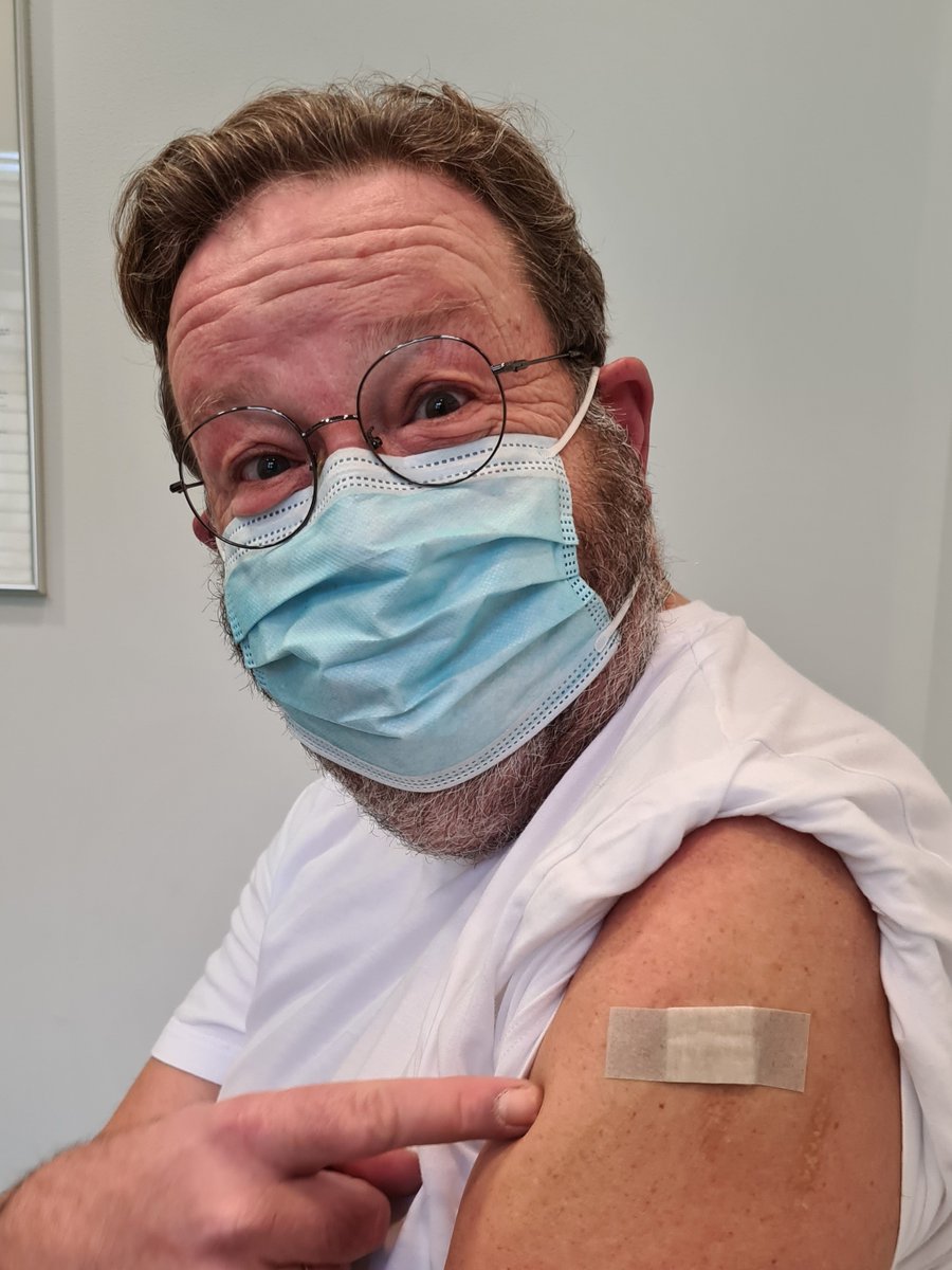 HolgerEhling's tweet photo. Frisch geBoostert! #Boostern #ImpfenRettetLeben #AllesInDenArm #impfenschützt https://t.co/Ih31gh1J2v