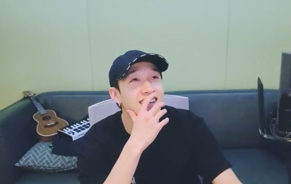 Jenarya_OH's tweet photo. To the strong man that puts others first
The man that only cries alone
The man that is everybody’s backbone including his own

You deserve the world #bangchan https://t.co/6ylAmT2LLH