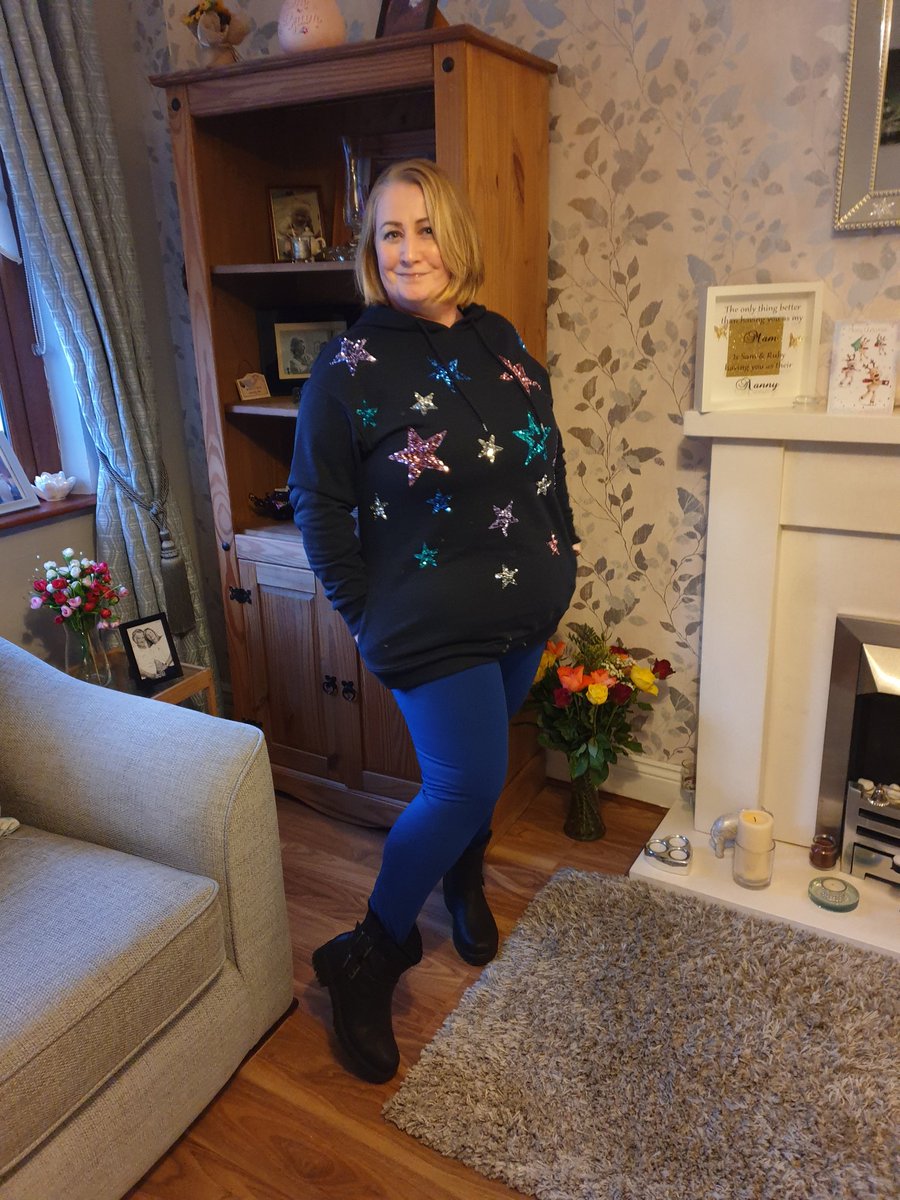 mams_ie's tweet photo. Festive sparkly jumper from @yoursclothing Gorgeous for #Christmas and its fleece lined, so very snug! The boots are fur lined, also from Yours Clothing! Ilac Shopping Centre 
#Christmas #LouthChat #awstyle #winterstyle #winter #winterinDublin #wfh #sp #babybloggers #sponcon https://t.co/exATCMHY5O