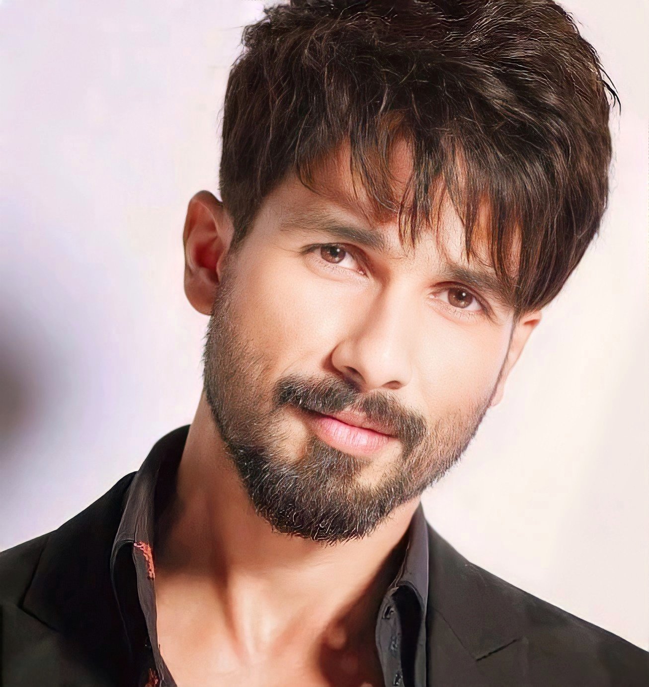 Top 18 Best Shahid Kapoor Hairstyles – Health & Healthier | Short hair  images, Try new hairstyles, Haircut images