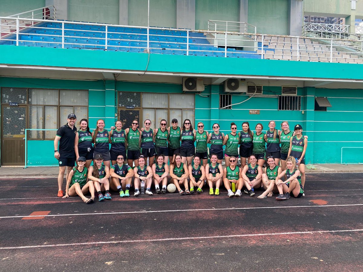 saigongaelsgaa's tweet photo. 2021 you’ve been bang average. But it was great to finish our year back out on the field. 2022 sort yourself out and let us get back to competing with our @GAAAsia brothers and sisters. #saigongaels #saigon #gaa https://t.co/o2RznQJKjV