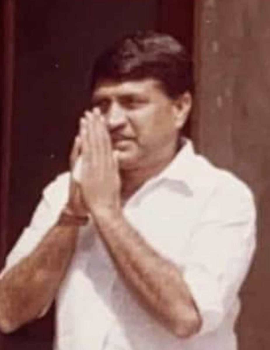 thebharatpur's tweet photo. Rajesh Ji Pilot Sahab! My mother remembers fondly how welcoming and brotherly he was when she reached Parliament in 1996. Mum says he left too early! @SachinPilot https://t.co/e5AFTSILJ1