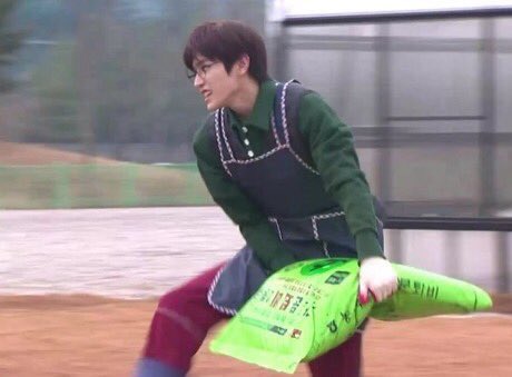 Peejador's tweet image. สี่พันโครงการ