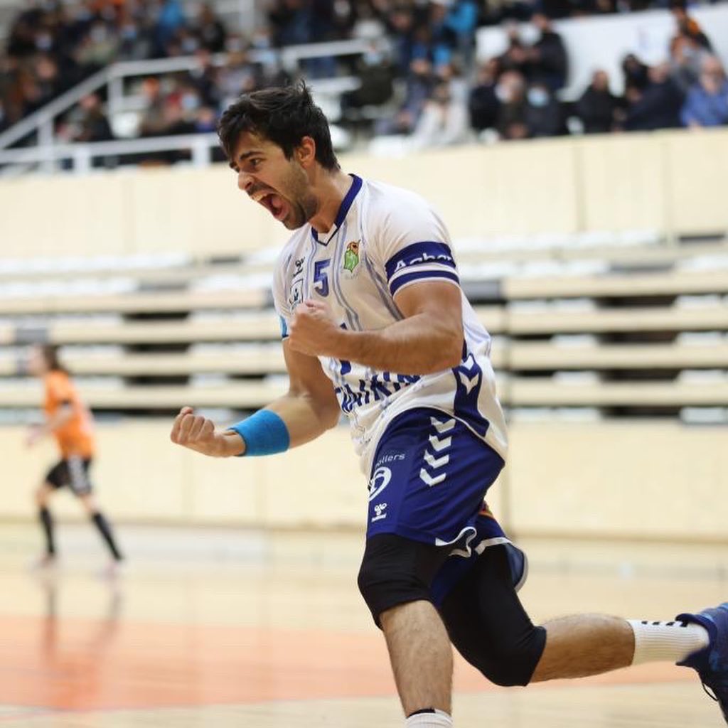 BMGranollers's tweet photo. 📊 Fraikin BM Granollers 31-28 Bathco BM Torrelavega
⏰ FINAL 60’
🏆 Jª13 - Lliga Sacyr Asobal
🎙 Ràdio Granollers
#️⃣ #LiveAsobal #GRATOR
🔵⚪️ #OrgullBMG https://t.co/bXsnZWDSai