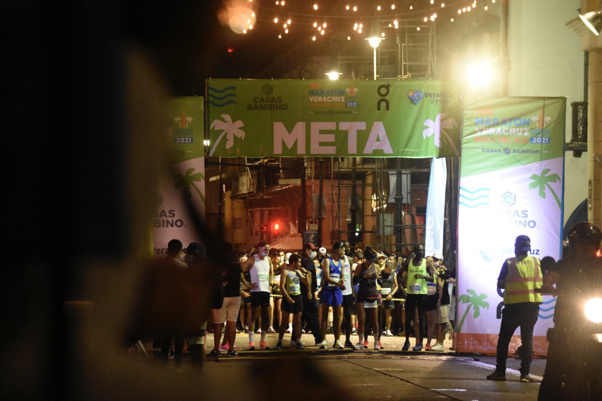 Estudio81MX's tweet photo. Felicidades a todos los corredores del Maratón de Veracruz… el primero de muchos 👏🏻💕 https://t.co/xS7NL9SWHy
