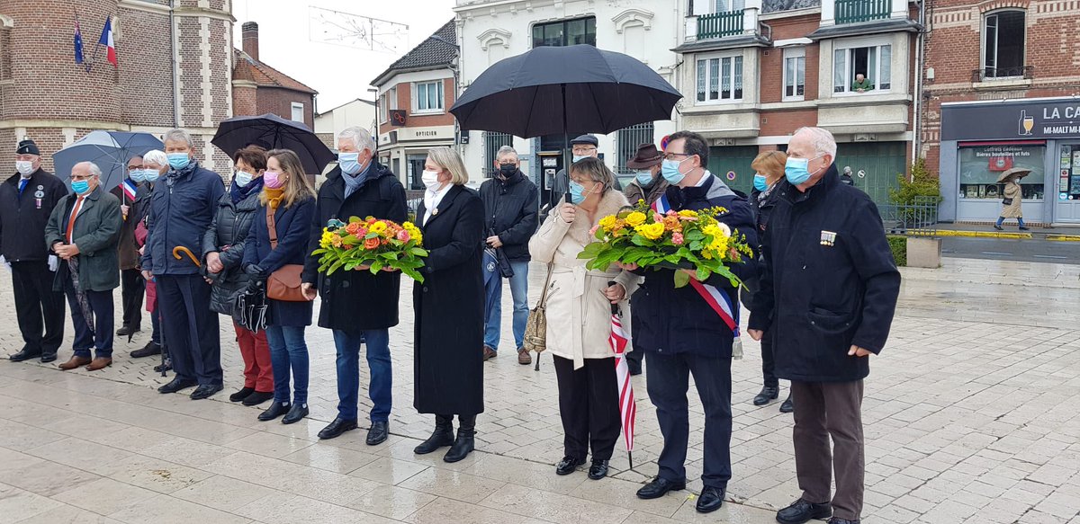 cartonsabine1's tweet photo. Journée nationale d’hommage aux « Morts pour la France » pendant la guerre d’Algérie et les combats du Maroc et de la Tunisie, #ACPG-CATM-TOE Veuves et sympathisants du Canton de Corbie.
Merci aux nombreux porte-drapeaux toujours présents ! https://t.co/lZEp36ND3m