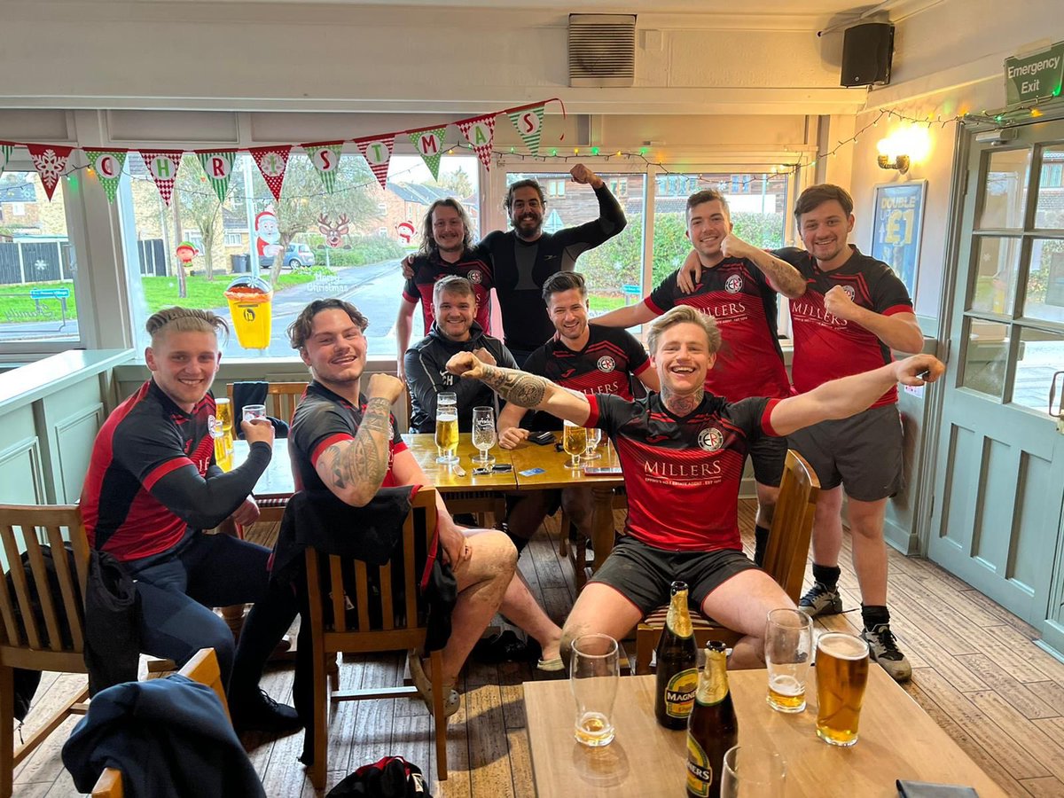 “Forest Rovers get battered everywhere they go, Forest Rovers get battered everywhere they gooooooo 🎶”

“Everywhere they gooooo 🎶”

Class win from the boys today in a feisty affair 🤌🤌🤌 

Goals from Dan Neat and <a href="/MaxOliver11/">Max Oliver</a> ⚽️⚽️