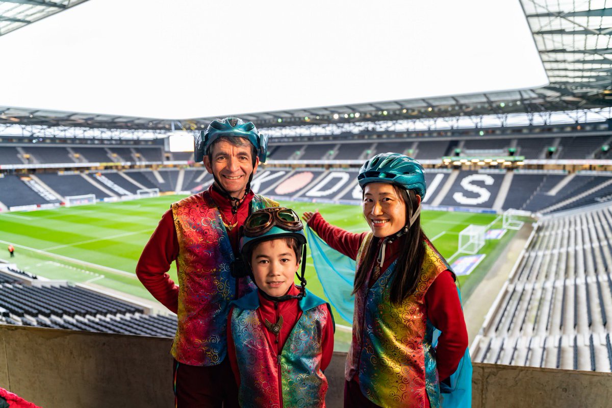 mk_grid's tweet photo. It’s been a few weeks since we cycled through the @Stadium_MK during half time of a @MKDonsFC match - wow 🤩 what an experience it was! Thank you 🙏🚲🚲🚲🙏 #cycling #miltonkeynes #film #takepart #community #documentary #lovemk #gridspinners #football https://t.co/iYKWfR0g0o