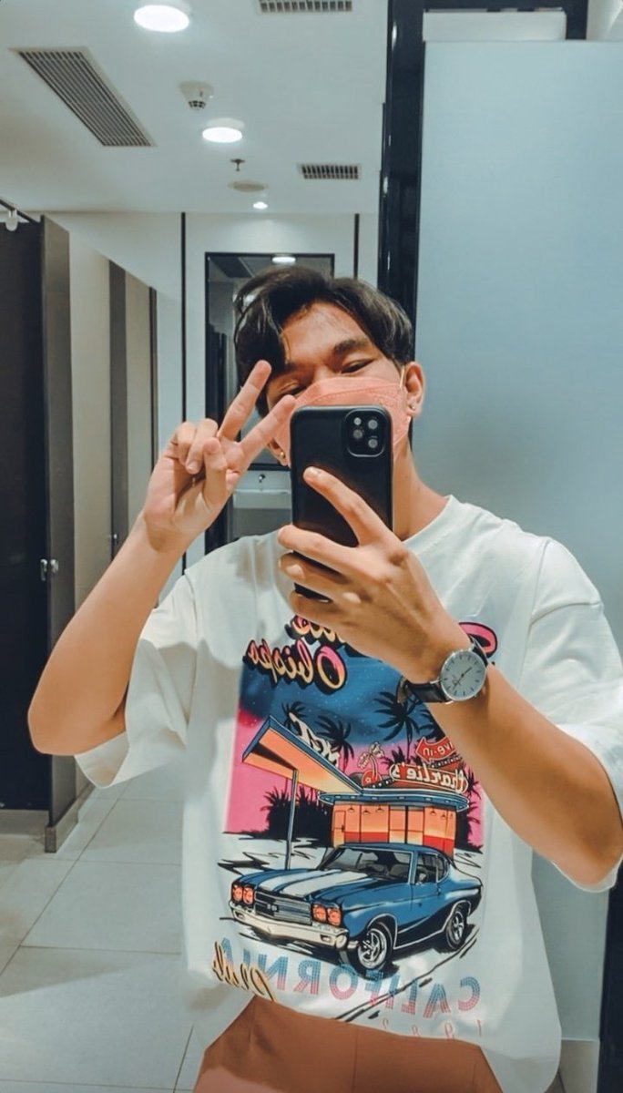 upilnya_chnce's tweet photo. NANTI UN1V BANGRICK ON TWT INI MAHH😭😭 https://t.co/OjwQhpMWpQ