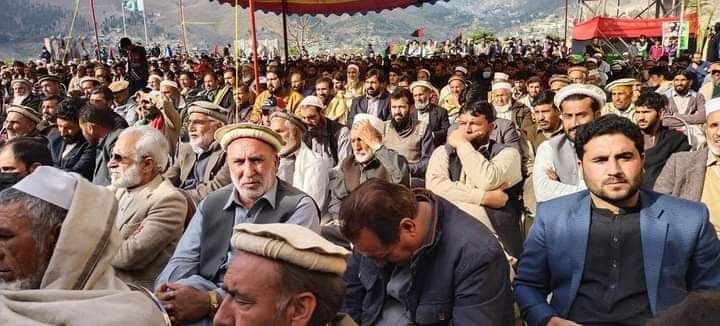 EngrAbidJan's tweet photo. ضلع لوئیر دیر میں گرینڈ شمولیتی جلسہ۔ اخونخیل فیملی کا پاکستان پیپلز پارٹی میں شمولیت کا اعلان۔ چیئرمین @BBhuttoZardari  اور صوبائی صدر @NajmuddinPPP  پر مکمل اعتماد کا اظہار https://t.co/ejuvWZU6LK
