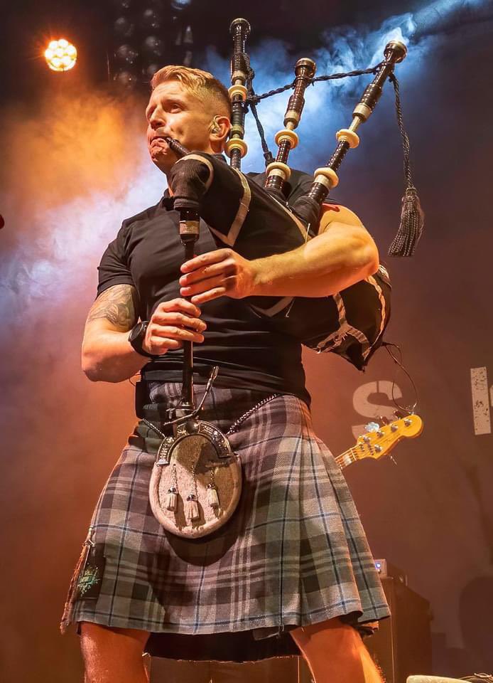 Some weekend to start the winter tour! @SKERRYVORE @IronworksVenue @darvelmusic 

Image by @StephenLawson52