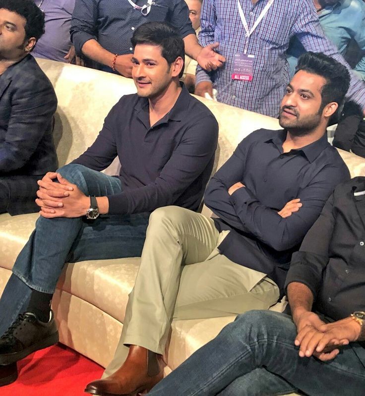 NTRFansNalgonda's tweet photo. Tarak Anna Mahesh Anna 🤗♥️

#EMKbyNTRonGeminiTV 08:30 PM 
#PoonakaalaEpisodeLoading
 
#ManOfMassesNTR 
@tarak9999 @urstrulyMahesh 

#SSMBOnNTRsEMK https://t.co/yJPhi0ao6J