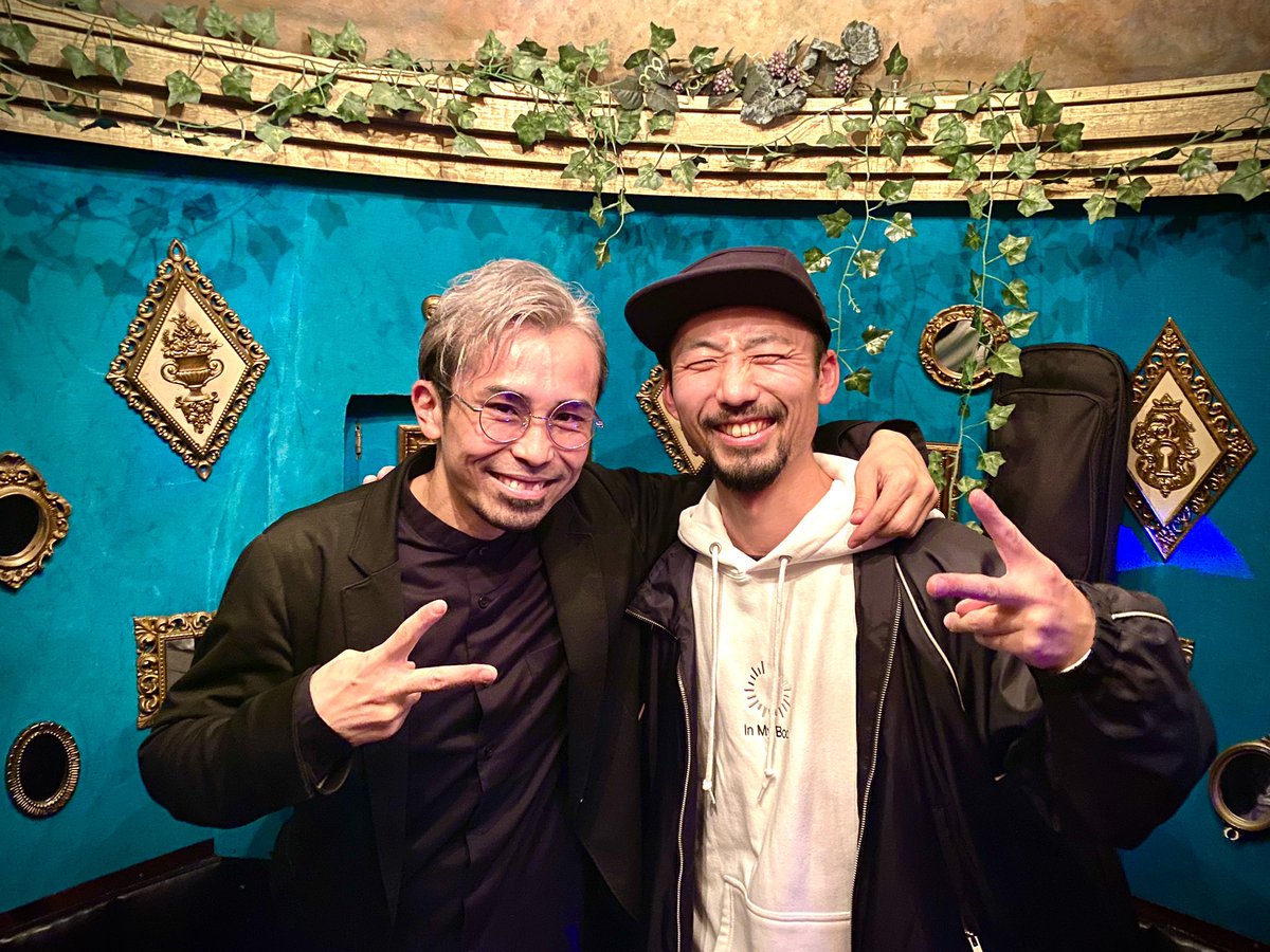 alloffsohei's tweet photo. 昨日はRUBY ROOM来てくれた皆さんありがとうございました。自分の青春を彩ってくれたこんな曲達をやりました。また是非うっしーとやりたいと思います！あざした！

Rooftops / Lostprophets
So long, astoria / The Ataris
Hooligans / ISSUES
Why / Avril Lavigne
Sidewalks / Story of the Year https://t.co/vS66KQOUx5
