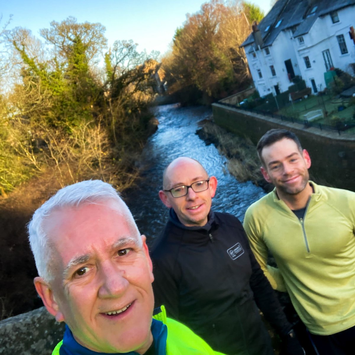 chr1stopherleo's tweet photo. A hill of a run!! πββοΈ
#BrightonMarathon training #Week2
#RunningUpThatHill #MarathonTraining #KingsPark #SnuffMillBridge #WinterSunshine #OneMoreHill #WhatGoesUp #WorthItForTheView #BrightonMarathon2022 https://t.co/QP3FaHEdRz