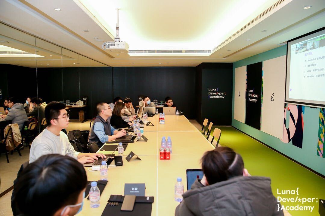 Last week, we hosted our very first "Luna Developer Academy" workshop for our key <a href="/lunalabs/">This account is no longer in use</a> clients in Beijing 🧑🏻‍💻

Our team spent the day with Unity developers, deep-diving into how they can get the most of Luna and ending the workshop with a mini hackathon 🔥

#apps #appdev