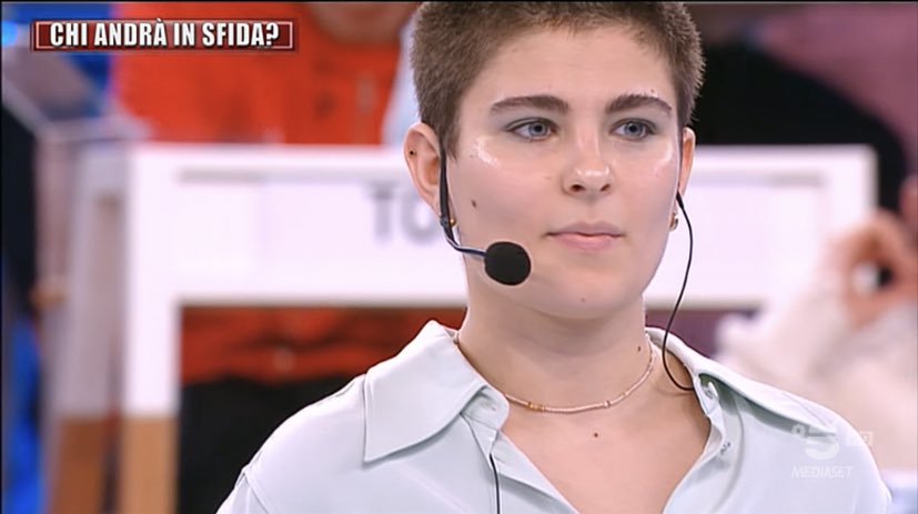 edserssmile's tweet photo. “c’è troppo poco tempo per non avere il coraggio di essere se stessi” nicole🤍#AMICI21 https://t.co/BuagaNGNIX